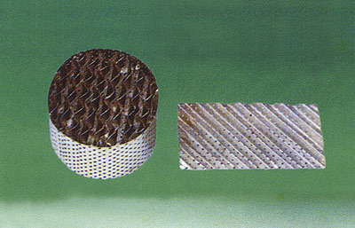 REGULATING HOLE PLATE CORRUGATION STUFFINGS